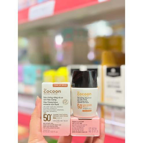 Sữa chống nắng vô cơ Sen Hậu Giang  Cocoon - Tone up Beige