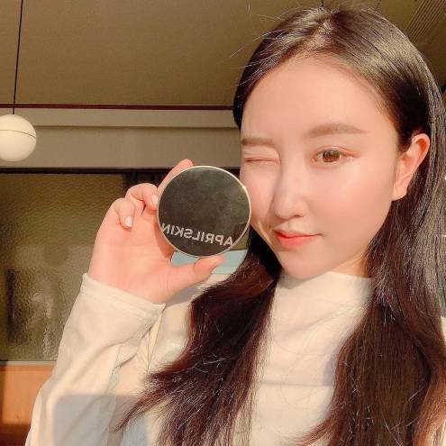 Phấn Nước April Skin Black Magic Snow Cushion 2.0 (15g)