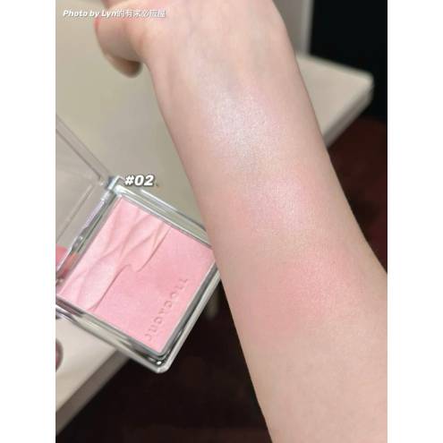 Phấn má hồng bắt sáng căng bóng Judydoll Satin Blush