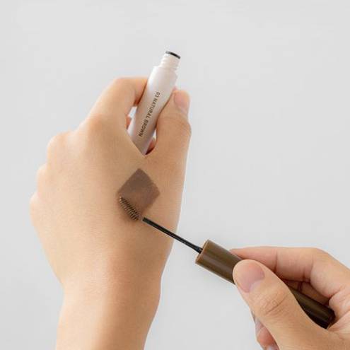 Mascara chân mày Peripera