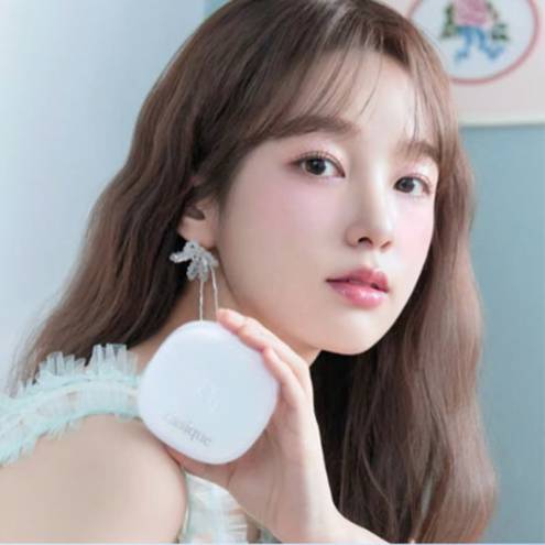 Phấn Phủ Kiềm Dầu Dasique Soft Cotton Powder 4g Dạng Nén