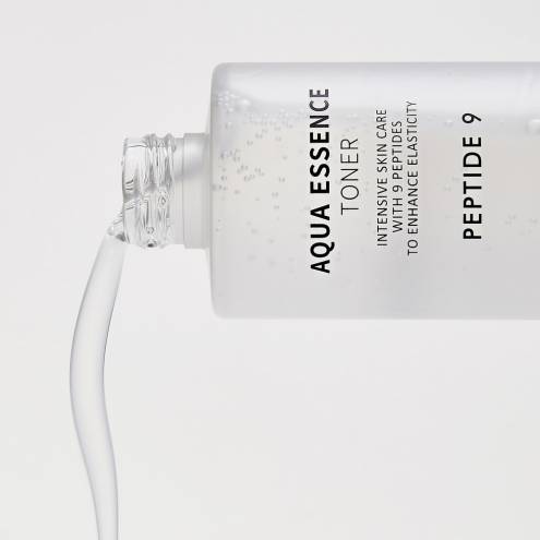 Nước Hoa Hồng Dưỡng Sáng Da Medi-Peel Peptide 9 Aqua Essence Toner