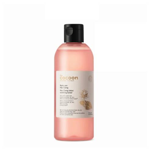 Nước sen Hậu Giang Cocoon Lotus Soothing Toner làm dịu cho da nhạy cảm