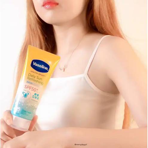 Dưỡng Thể Chống Nắng Mát Lạnh Vaseline SPF50+ Daily Sun Refreshing Serum Sunscreen 