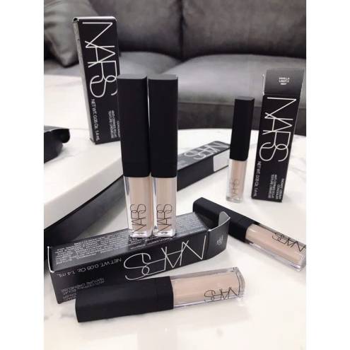 Che khuyết điểm Nars Radiant Creamy Concealer #Vanilla Light 2 - 1.4ml