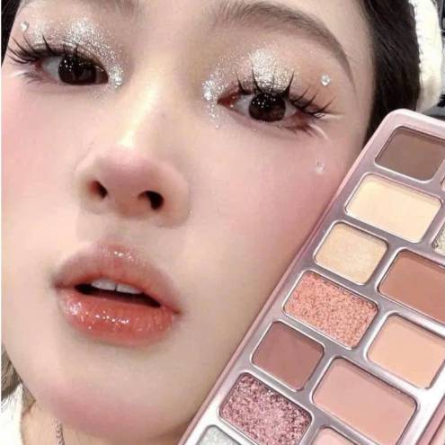 Bảng Mắt Qianyan Cheeryep 